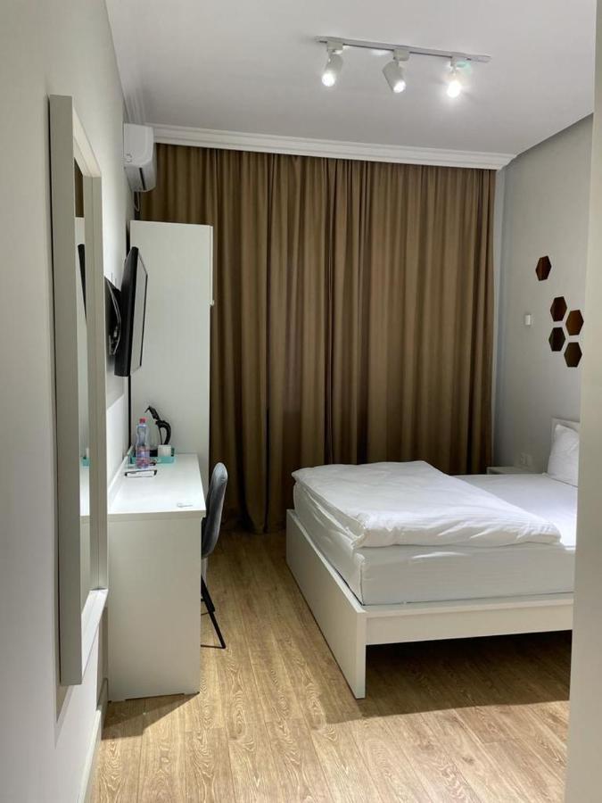 Sb River Hotels Atyrau Exterior photo